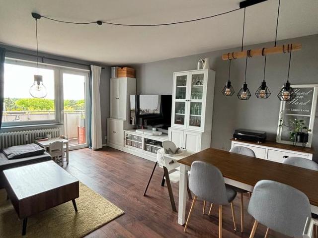 Vermietete 3,5 Zimmer Wohnung mit Balkon in Egelsbach zu verkaufe