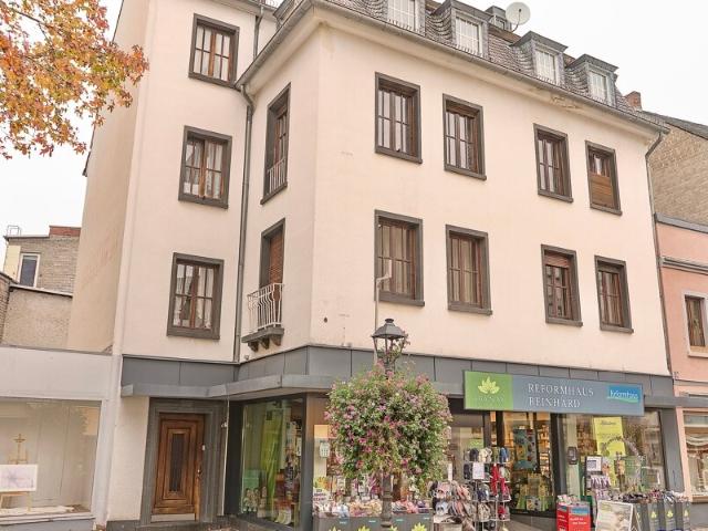 Vermietetes Wohn Geschäftshaus in Stadtlage