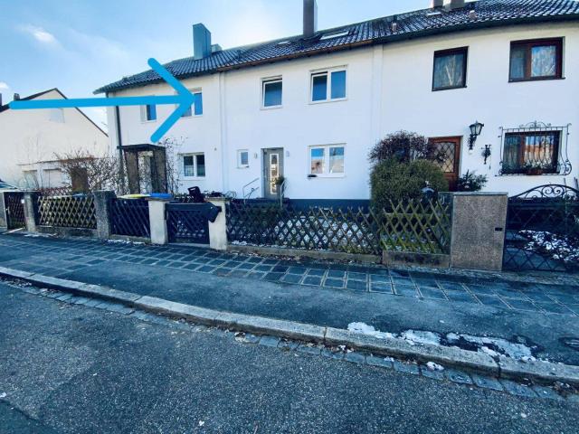 !Vermietetes! Charmantes Reihenmittelhaus in Nürnberg Großzügig und gut angebunden mit Garage