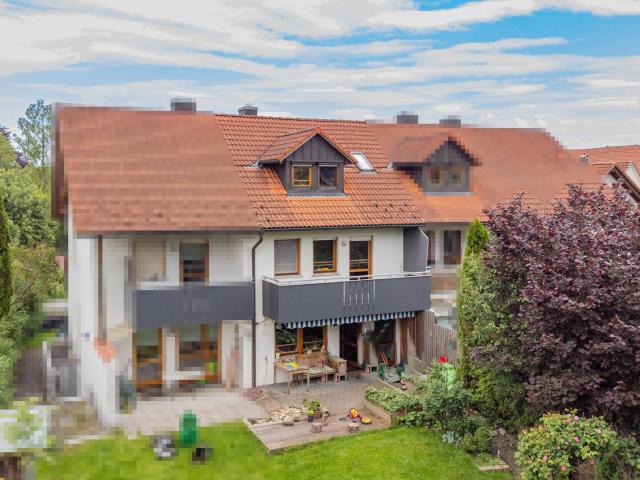 Vermietetes, familienfreundliches Reihenmittelhaus in ländlicher Lage