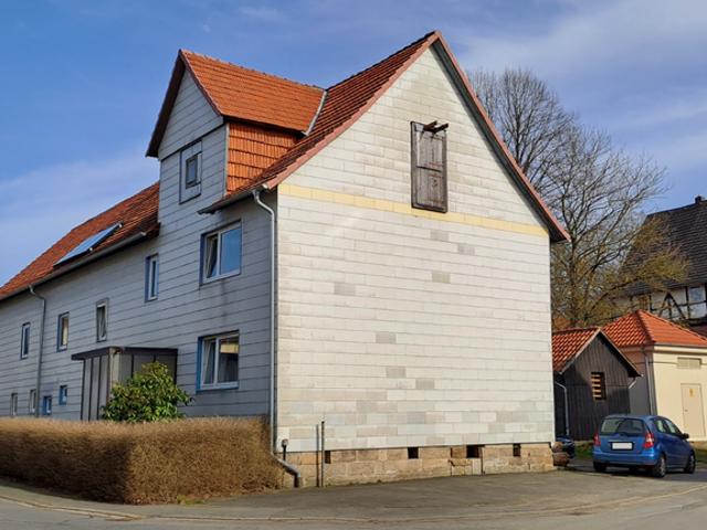 vermietetes MFH inkl. 4 Garagen Nähe Kassel Göttingen