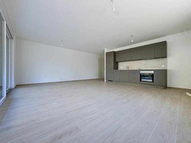 Vermietung in Uvrier 3,5 Zimmer Wohnung mit Terrasse