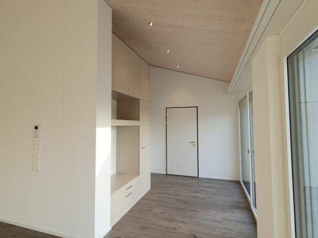 Vermietung: 3.5 Zimmer Dachwohnung