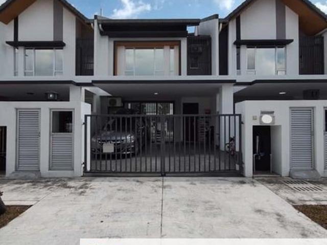 Verna Lake Villas @ Serene Heights