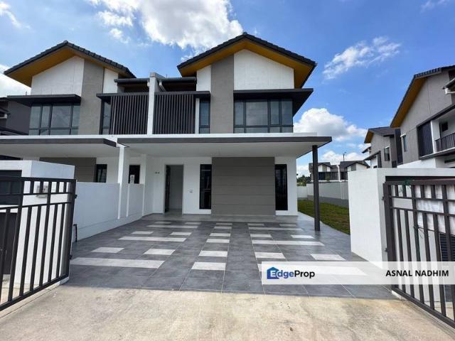 Verna Lake Villas @ Serene Heights