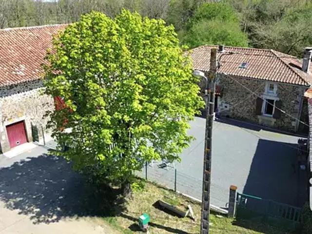 Verneuil 16310 Achat / Vente maison 5 pièces t5 parking