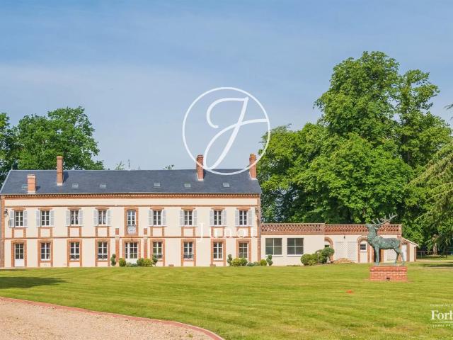 Verneuil d'Avre et d'Iton Eure Domaine du 18ème avec ses. 400m² Verneuil d'Avre et d'Iton