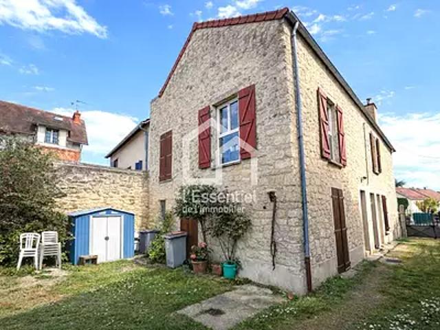 Verneuil sur Seine 78480 Achat / Vente appartement 4 pièces t4 au dernier étage cave