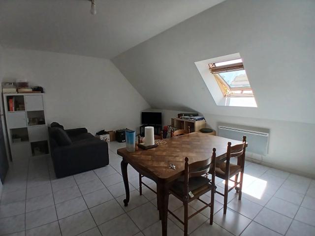 VERNOU SUR BRENNE 1 pièce s
