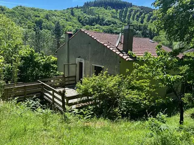 Verreries de Moussans 34220 Achat / Vente maison 4 pièces t4