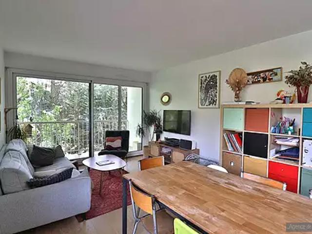Verrières le Buisson 91370 Achat / Vente appartement 3 pièces t3 au dernier étage cave