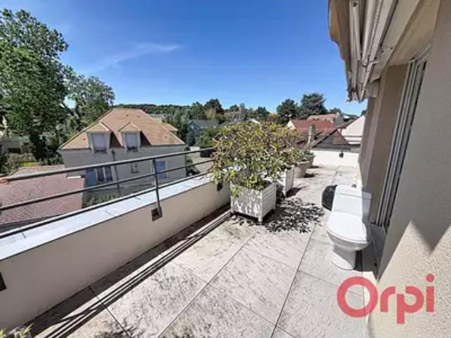 Verrières le Buisson 91370 Location appartement 4 pièces t4 au dernier étage terrasse