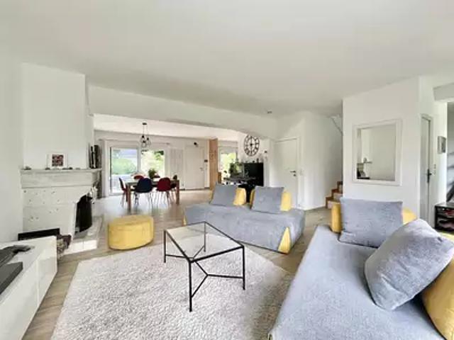 Verrières le Buisson 91370 Location maison 7 pièces t7