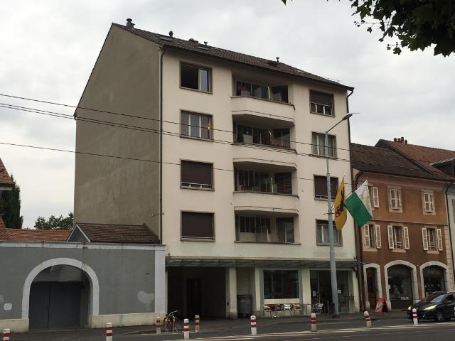 Verschiedene Außenparkplätze