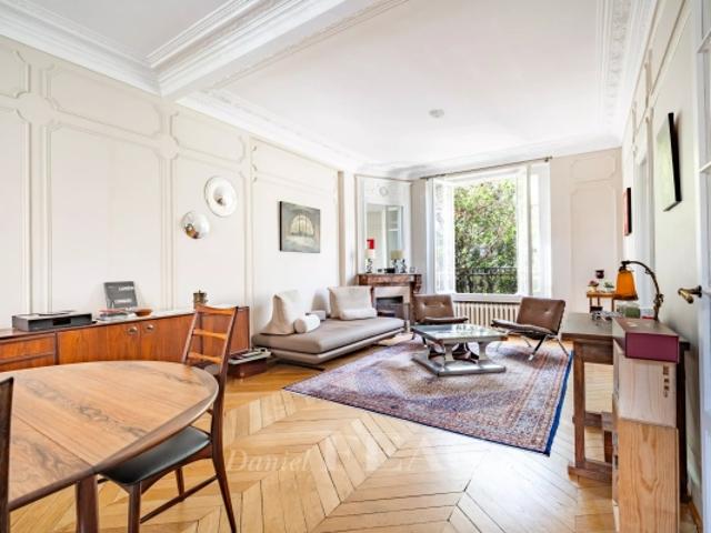 VERSAILLES MONTREUIL Maison familiale 5 chambres avec jardin