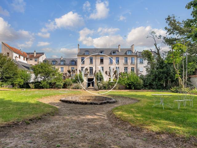 VERSAILLES SAINT LOUIS APPARTEMENT
