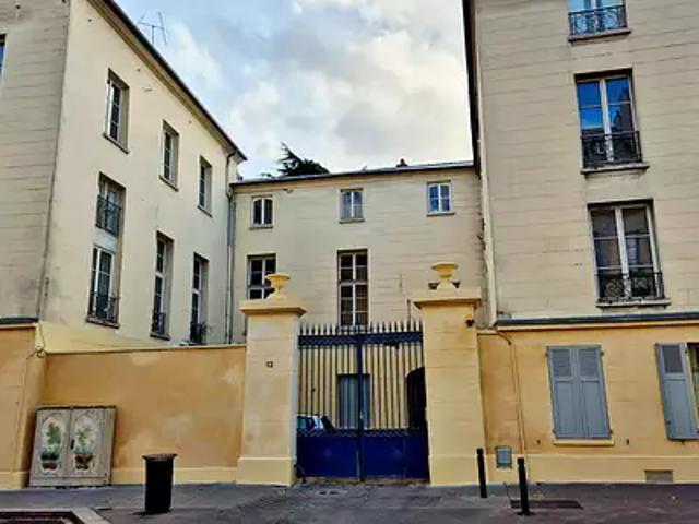 Versailles 78000 Achat / Vente appartement 2 pièces t2 au dernier étage