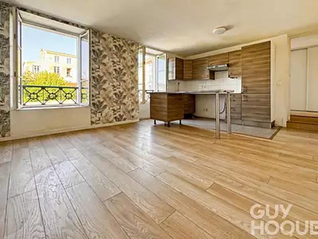 Versailles 78000 Achat / Vente appartement 2 pièces t2 au dernier étage