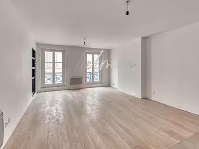 Versailles 78000 Achat / Vente appartement 2 pièces t2 au dernier étage cave