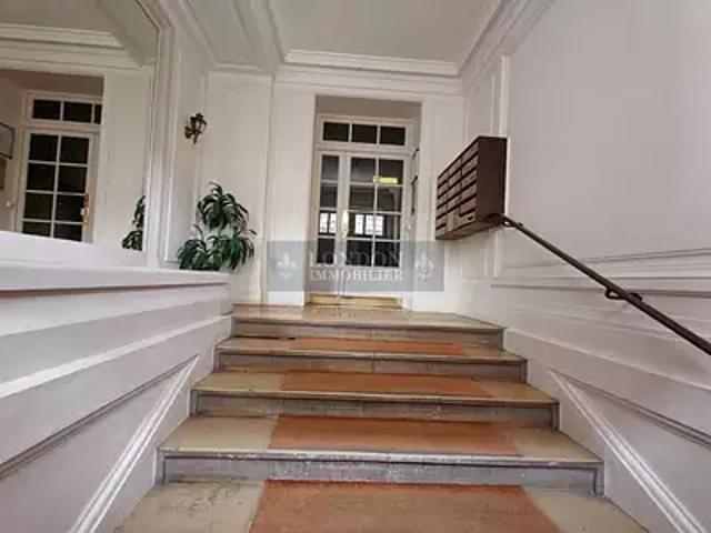 Versailles 78000 Achat / Vente appartement 5 pièces t5 au dernier étage