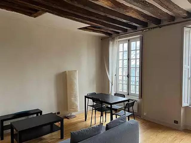 Versailles 78000 Location appartement 1 pièce t1 au dernier étage