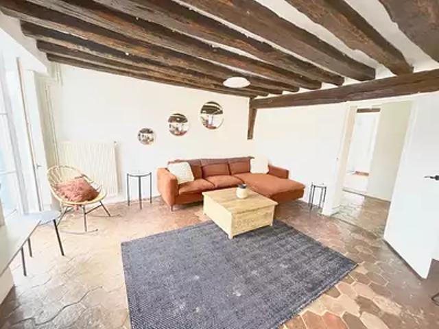 Versailles 78000 Location appartement 3 pièces t3 au dernier étage cave