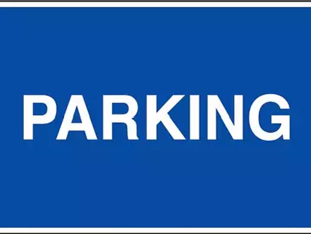 Versailles 78000 Location parking au dernier étage