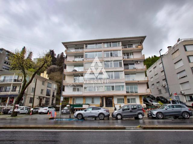 Versatıe'den Bebek'te 250 M2 Otoparklı 4,5+1 Yol Yalı Dairesi