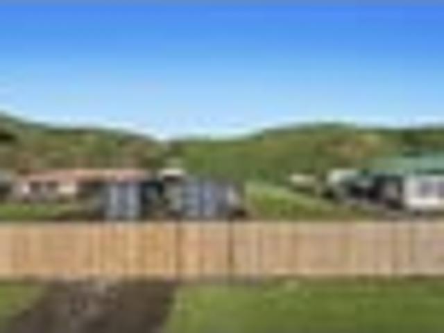 Versatile 1,011m2 Section in Waimana Village