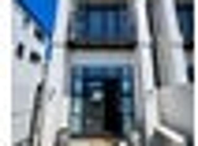 Versatile Central City Townhouse: Live/Work/Invest