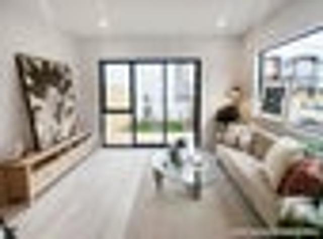 Versatile Home with Self Contained Suite