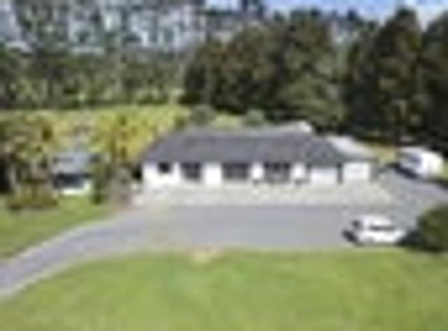 VERSATILE LIFESTYLE LIVING WITH HOME & INCOME