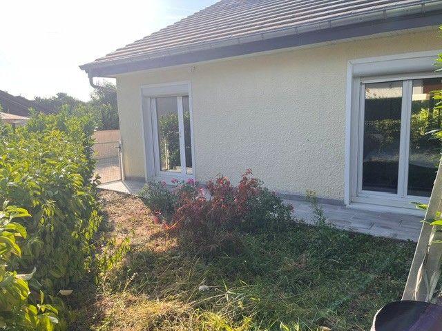 Versonnex Location Appartement 01