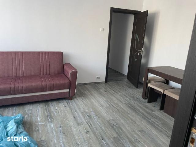 Vest Cosminele,apart 3 cam de inchiriat
