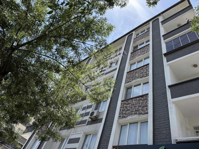 Vesta'dan Cadde Üzeri 3+1 Boyalı,bakımlı,ferah,geniş Kiralık