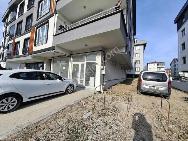 Vestha'dan Cumhuriyet Mah. 90m2 Fırsat Kiralık İş Yeri !