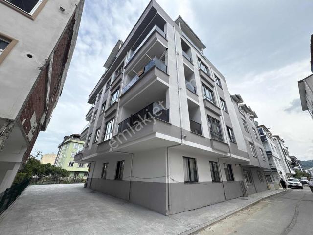 Vestha'dan Cumhuriyet'te Denize Yakın 79m2 2+1 Sıfır Daire !