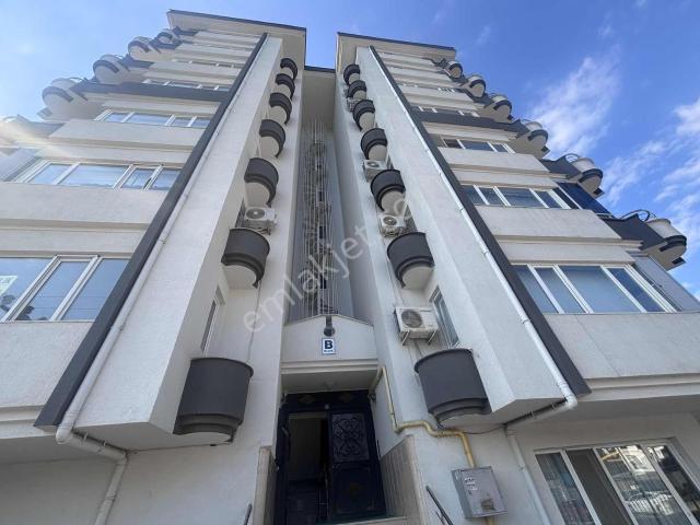 Vestha'dan Cumhuriyet'te 170m2 Havuzlu Site İçi 3+1 Fırsat Daire
