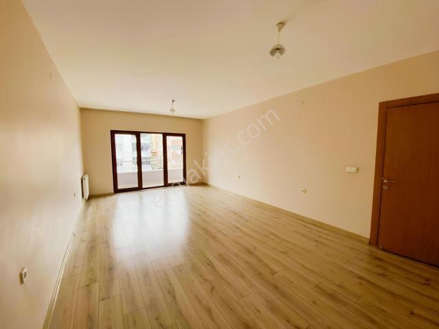 Vestha'dan Şirinevler Toki Konutlarında 2+1 Kiralık Daire!