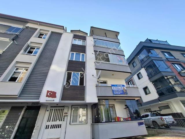 Vestha'dan Şirinevler'de Harika Konumda Geniş 3+1kiralik Daire !