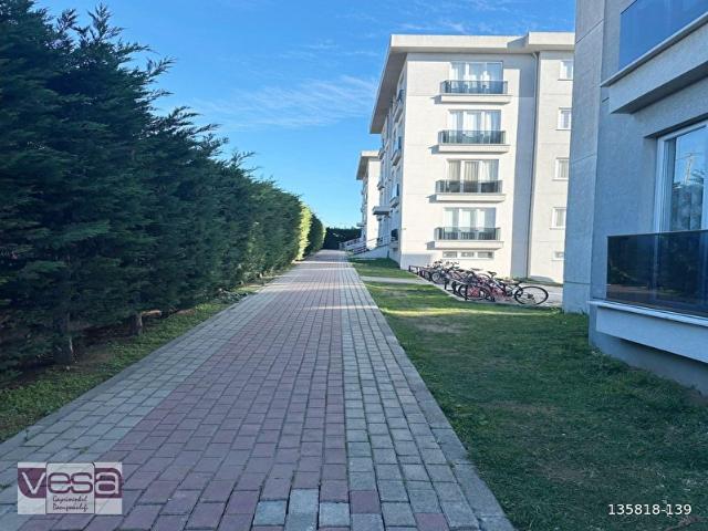 VESA GYO'DAN BÜYÜKÇEKMECE'DE 3+1 SİTE İÇİNDE SATILIK DAİRE.