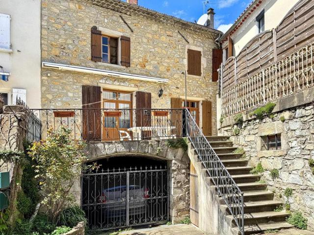 Vesseaux À seulement 10 minutes d'Aubenas 176m² Vesseaux