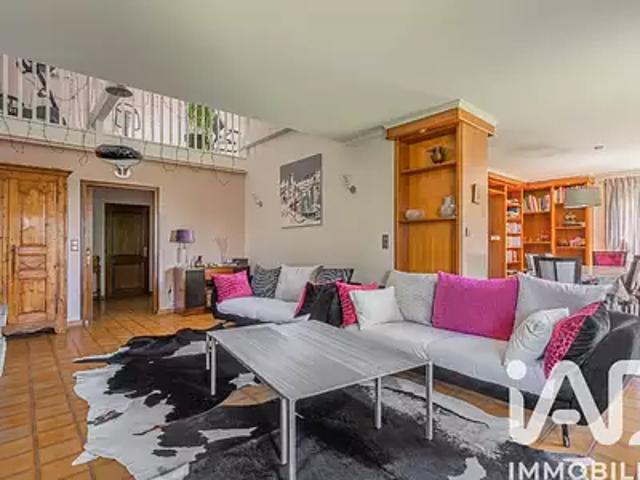 Vétraz Monthoux 74100 Achat / Vente maison 9 pièces t9