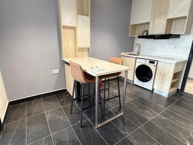 Vetro 11 Fully Furnished with washer dryer
