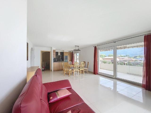 Vétroz, appartement de 4.5 pièces de129 m2 proche des commodités avec garage box et place de parc