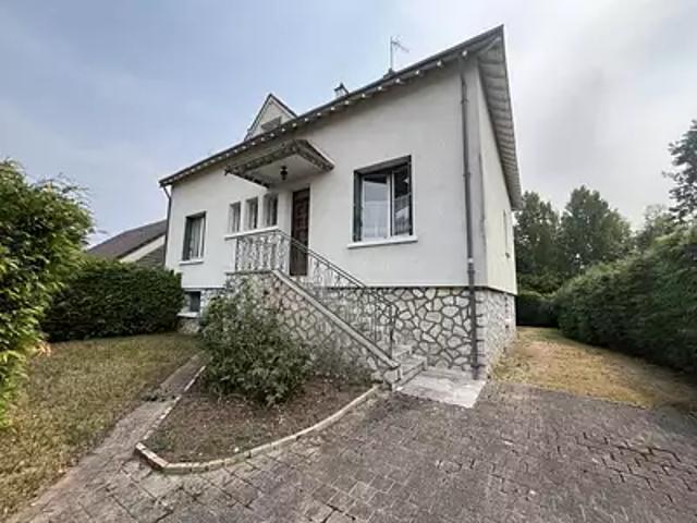 Veuzain sur Loire 41150 Achat / Vente maison 8 pièces t8 parking