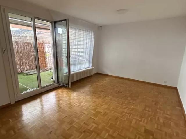 Vevey Avenue de Pra 43 Appartement de 3.5 pièces au 2ème étage