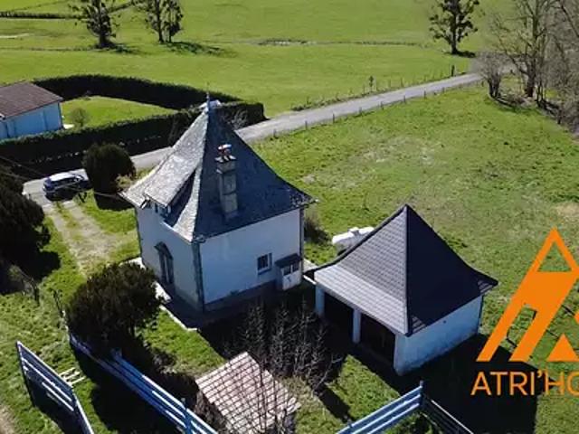 Vézac 15130 Achat / Vente maison 3 pièces t3 terrasse parking