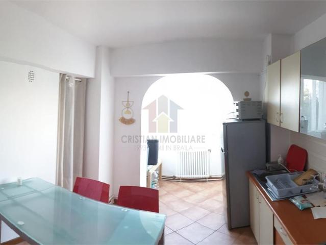 Vezi video! Calarasi Bariera 2 cam 52mp etaj 3 conf 1 Decomandat Mobi