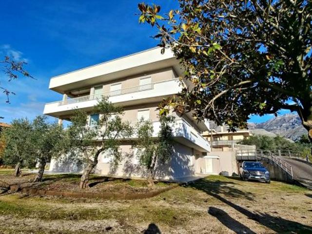 VF26 Appartamento con giardino e ingresso indipendente
